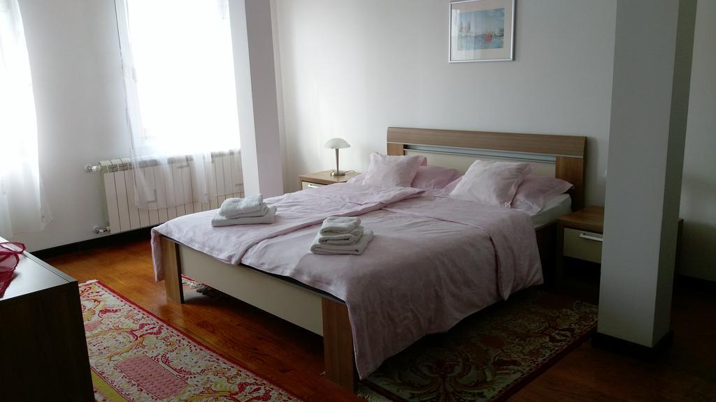 Apartment Krsmanovic Arandjelovac Eksteriør bilde